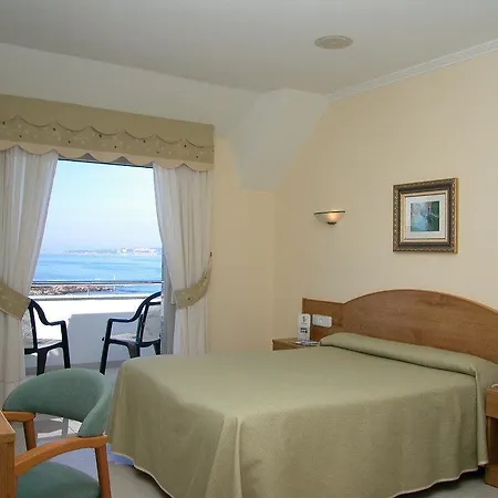 Piñeiro 2 Estrellas Superior Hotel 2*