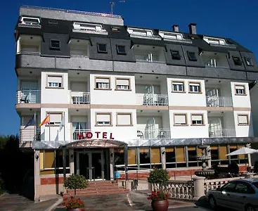 Hotel Pineiro 2 Estrellas Superior