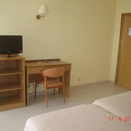 Pineiro 2 Estrellas Superior 2*