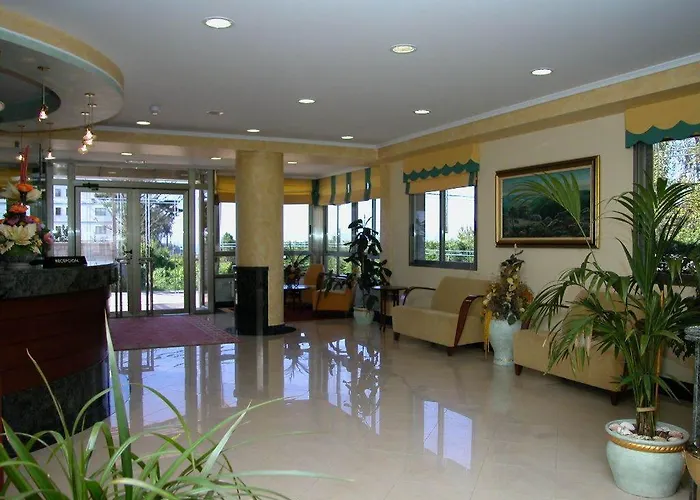 Pineiro 2 Estrellas Superior Hotel