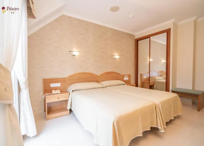 Pineiro 2 Estrellas Superior 阿兰扎达