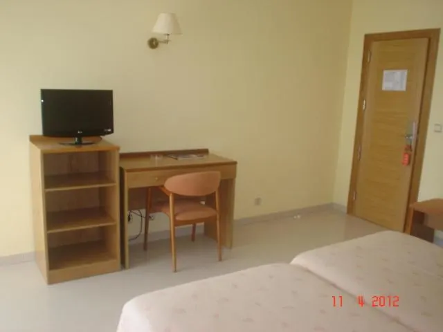 Pineiro 2 Estrellas Superior 2*