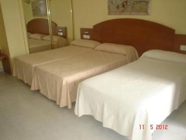 Pineiro 2 Estrellas Superior 2*