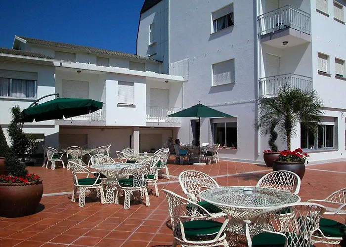 Pineiro 2 Estrellas Superior 阿兰扎达